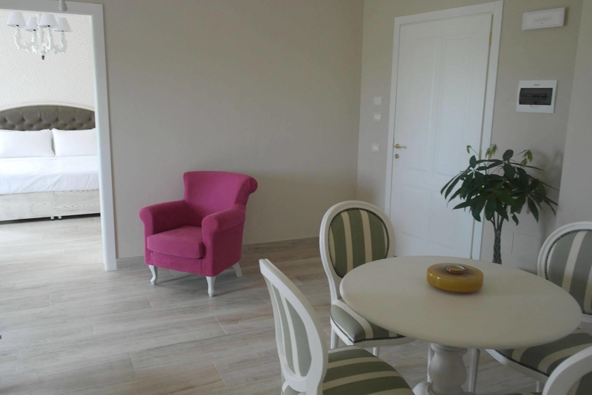 Borgo Vecchio Di Charme 3* Neive